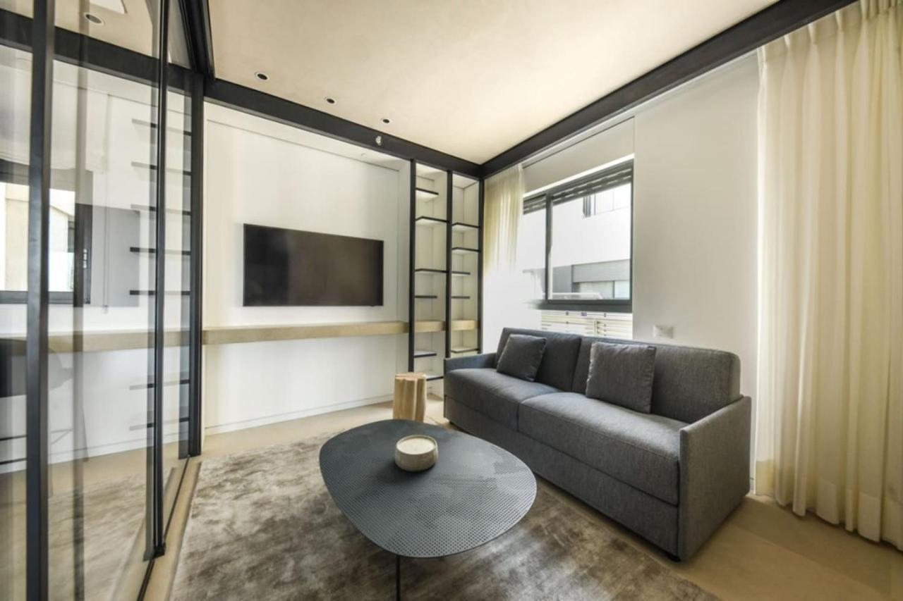 Modern And Vibrant 1Br Apt With Private Balcony Apartment *